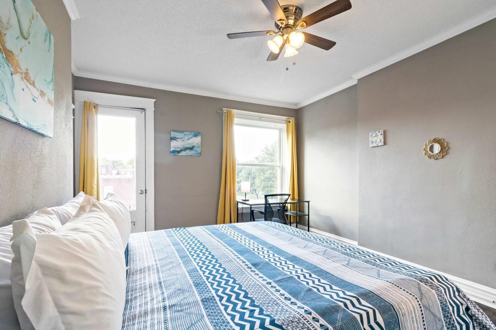 Apartamento Roomy 2br-1ba Wfh Desk & Backyard *